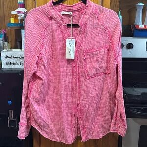 Very J New IN Gauze Linen Button down